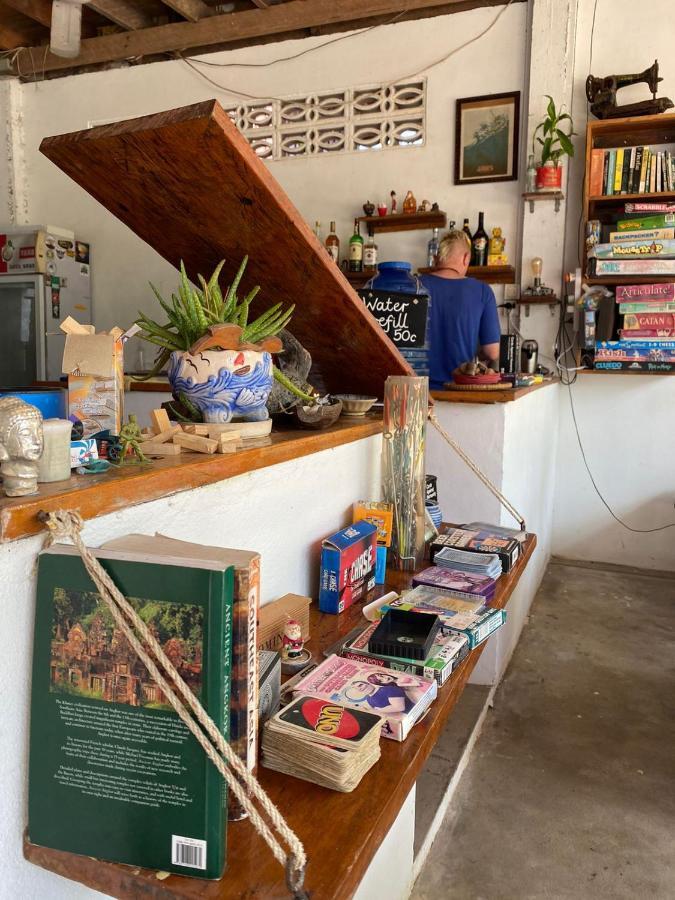 The Hornbill Hostel Đảo Koh Rong Samloem Ngoại thất bức ảnh