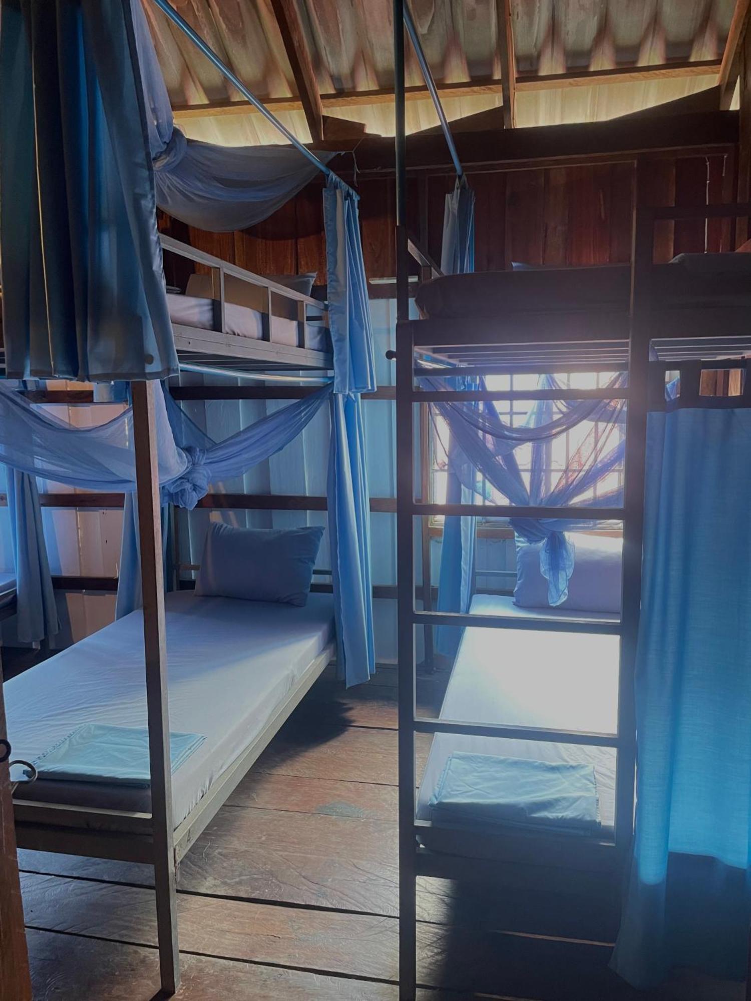 The Hornbill Hostel Đảo Koh Rong Samloem Ngoại thất bức ảnh