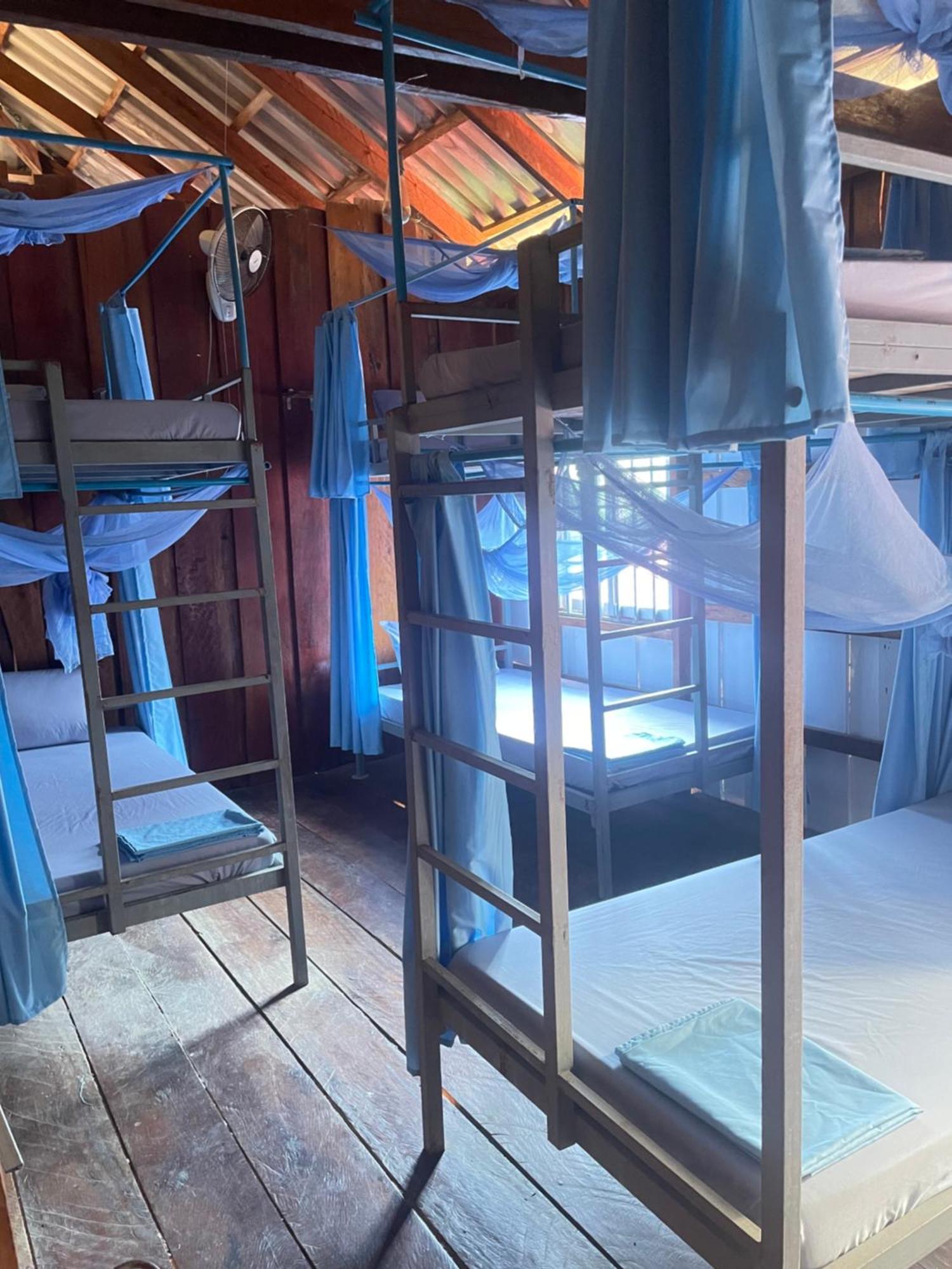 The Hornbill Hostel Đảo Koh Rong Samloem Ngoại thất bức ảnh